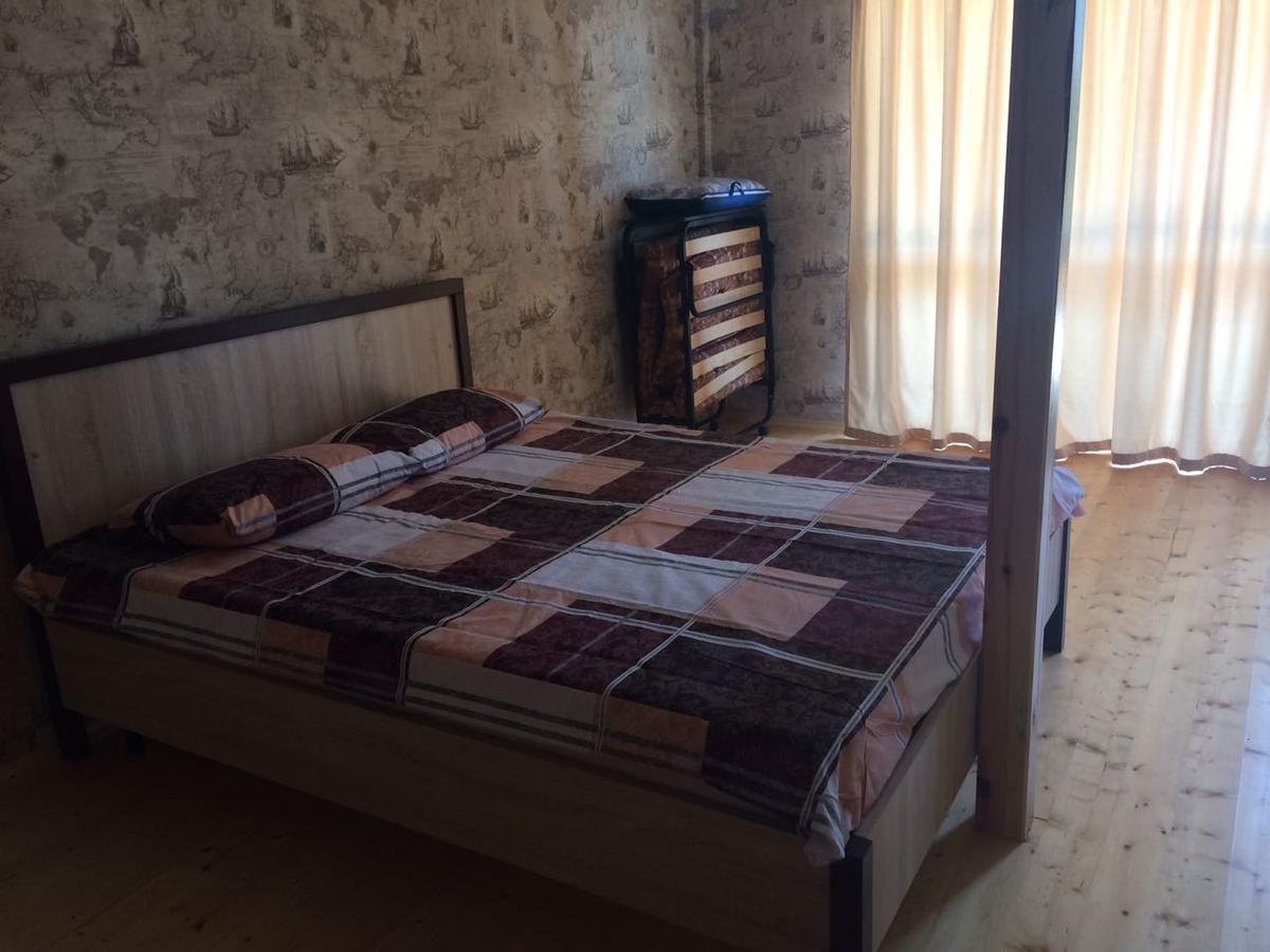 غاغرا Guest House On Sovhoznaya المظهر الخارجي الصورة